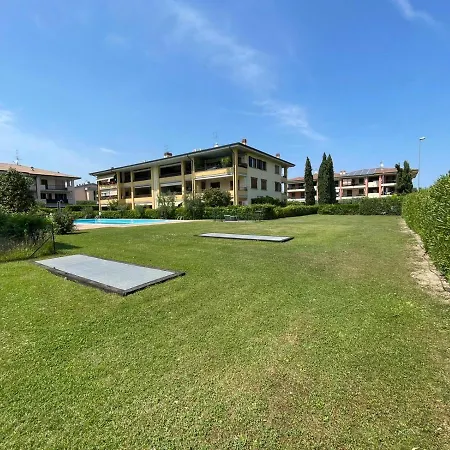 Gardappartamenti Tito Speri Pool And Garden * Sirmione